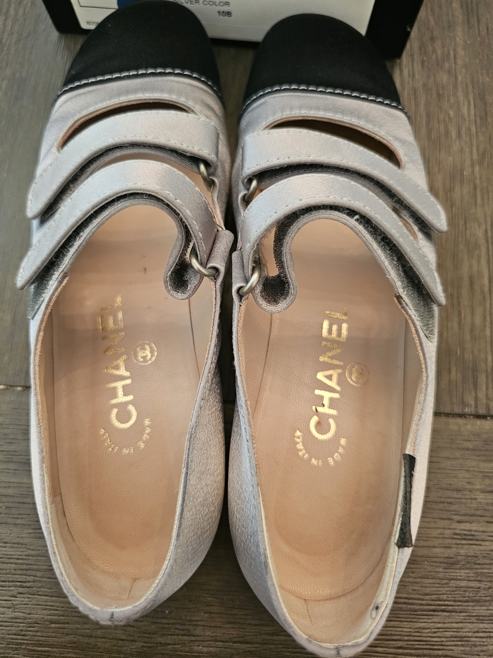 CHANEL Silver & Black Cap Toe Mary Jane Flats Size 38 / 7.5 With Box - Picture 6 of 7